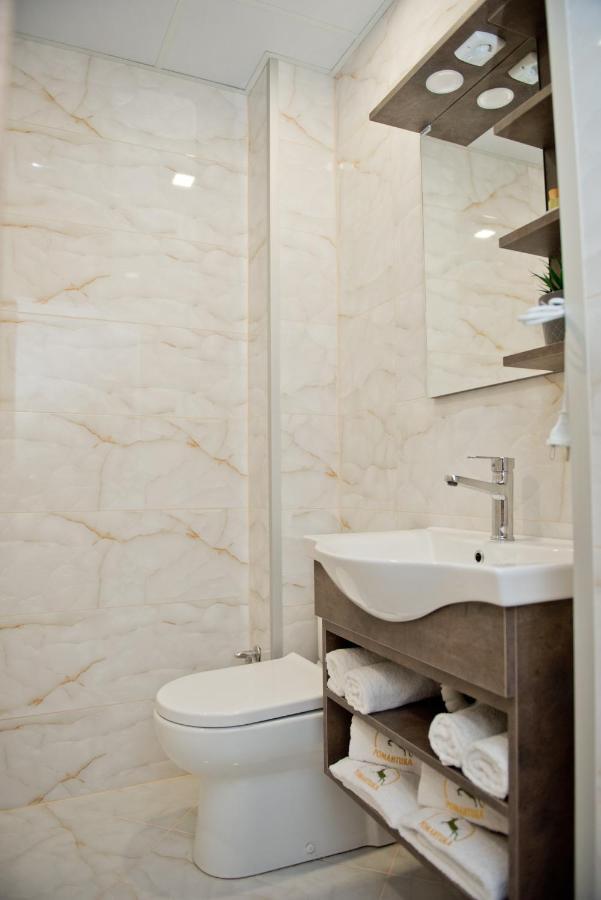 Спа Хотел Романтика Sărniţa Exterior foto