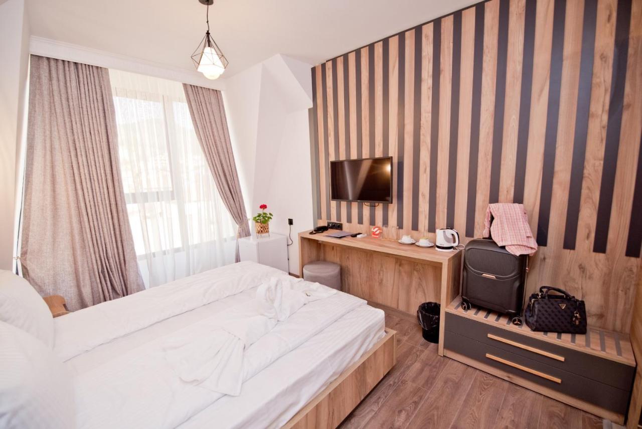 Спа Хотел Романтика Sărniţa Exterior foto