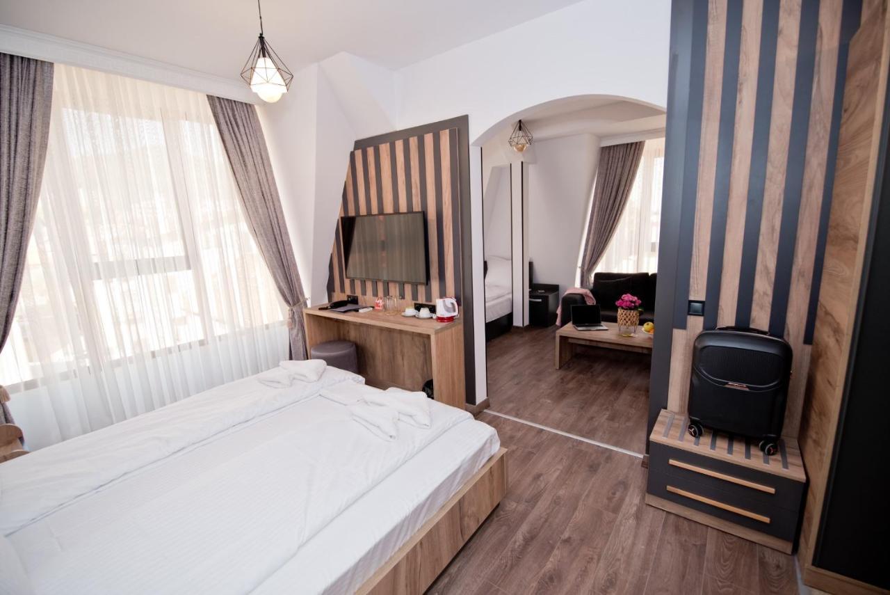 Спа Хотел Романтика Sărniţa Exterior foto