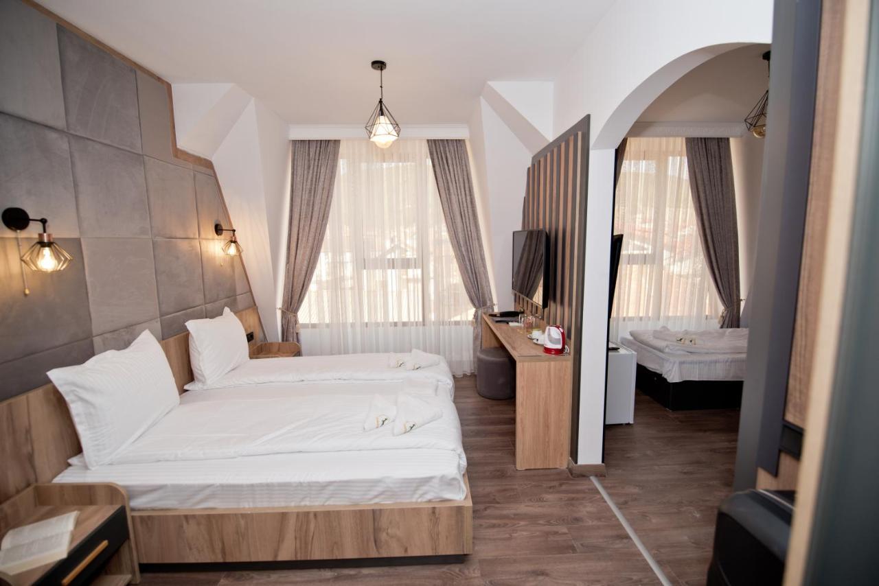 Спа Хотел Романтика Sărniţa Exterior foto